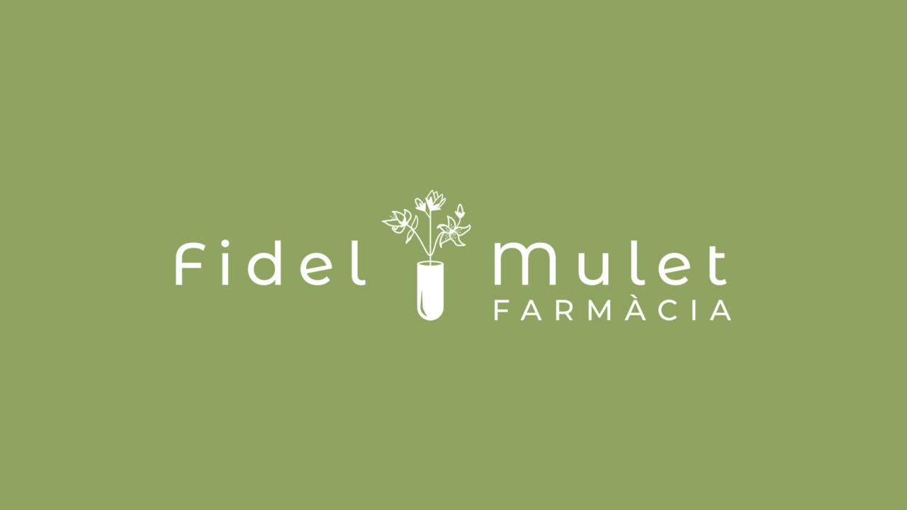 logotip Farmàcia Fidel Mulet amb fons verd